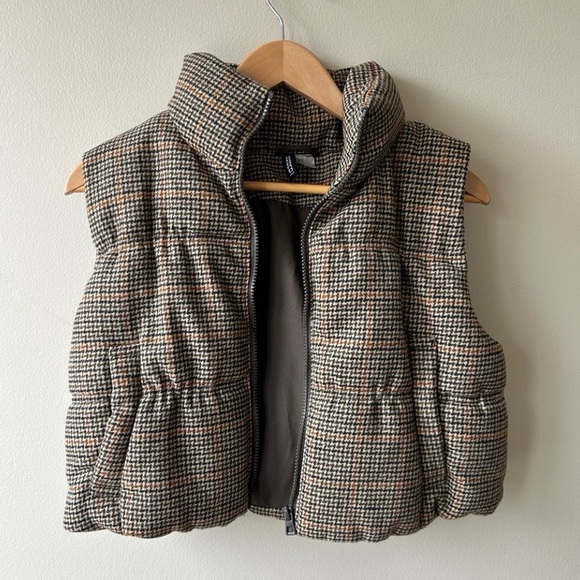 H&M Cropped Checkered Puffer Vest Brown Beige Orange Small - Picture 2 of 5
